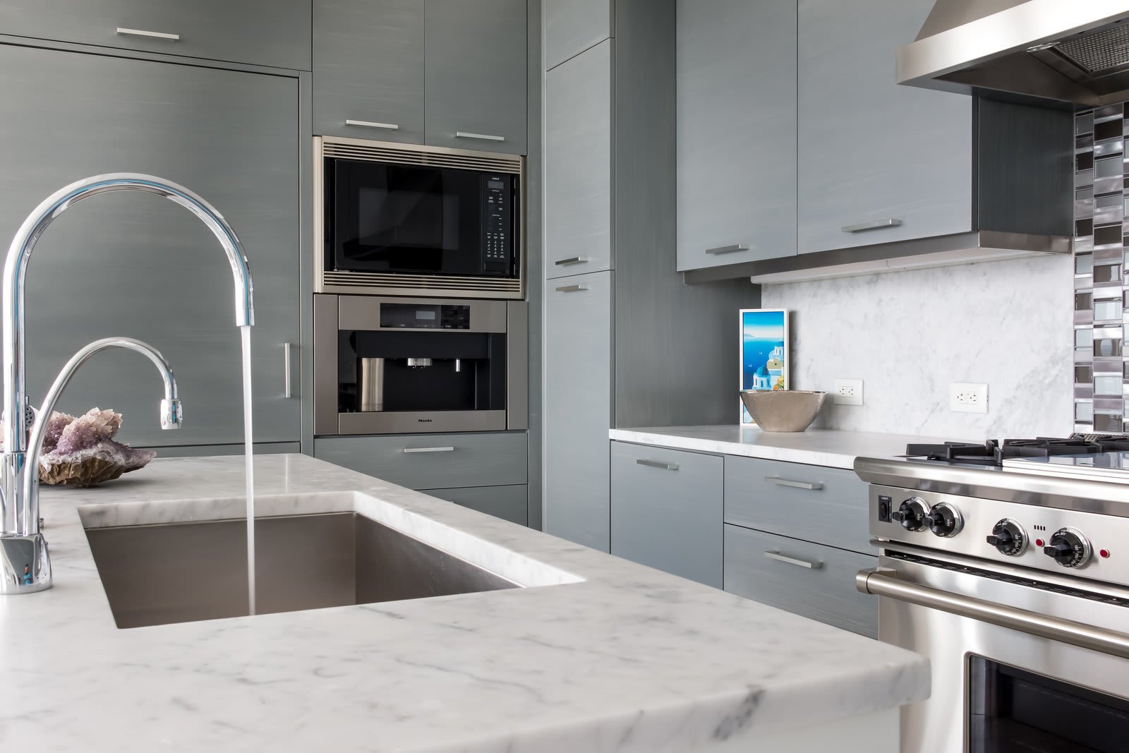 200 Congress Ave #35E