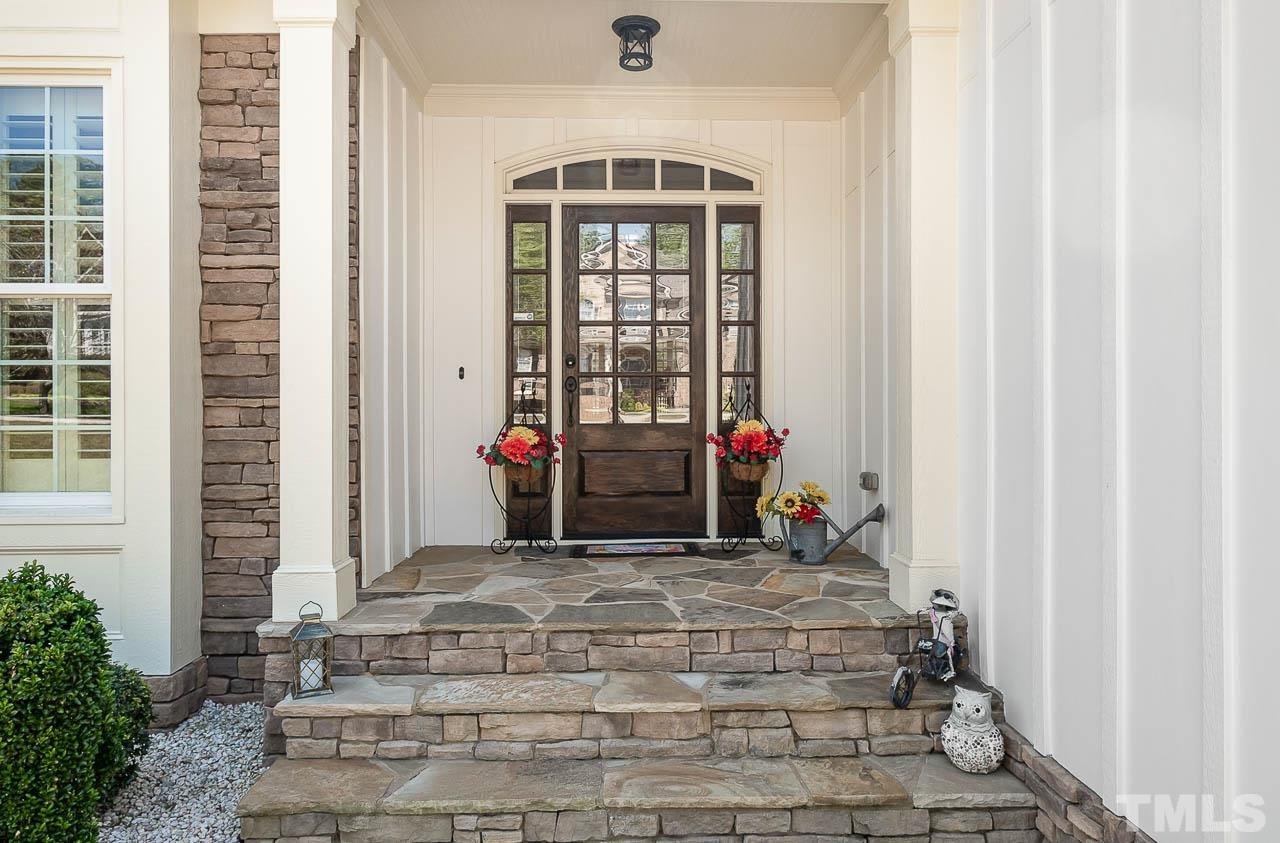 7324 Capulin Crest Drive