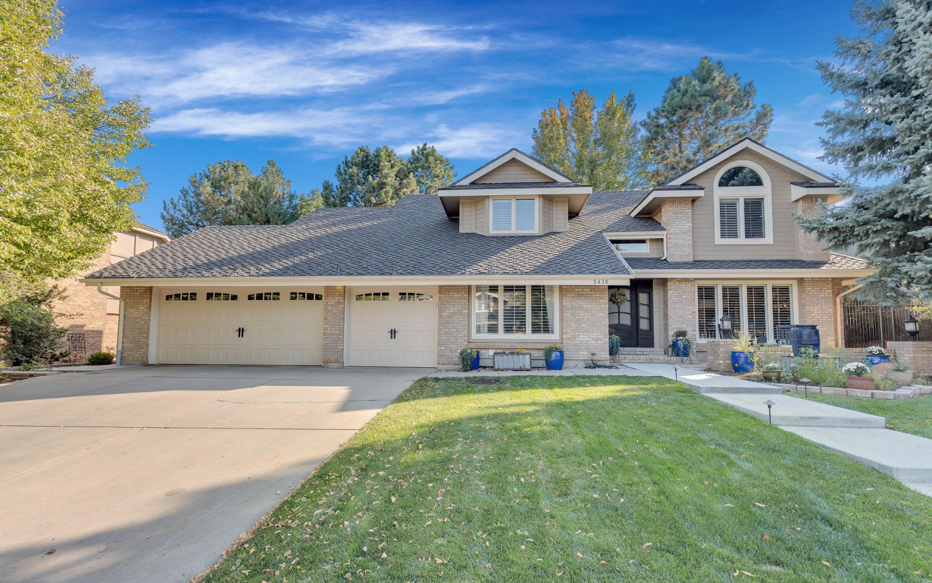 5436 E Links Circle