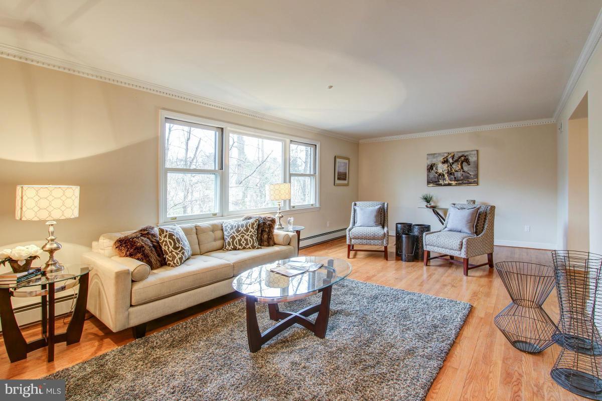 3305 Brooklawn Ter
