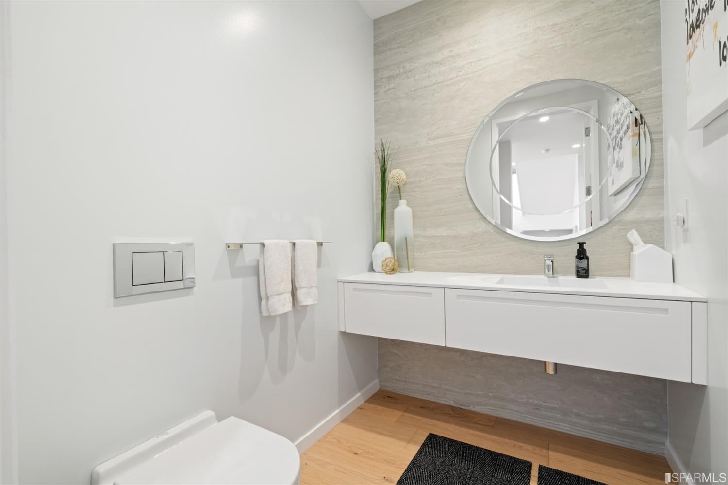 131 Missouri St, #402