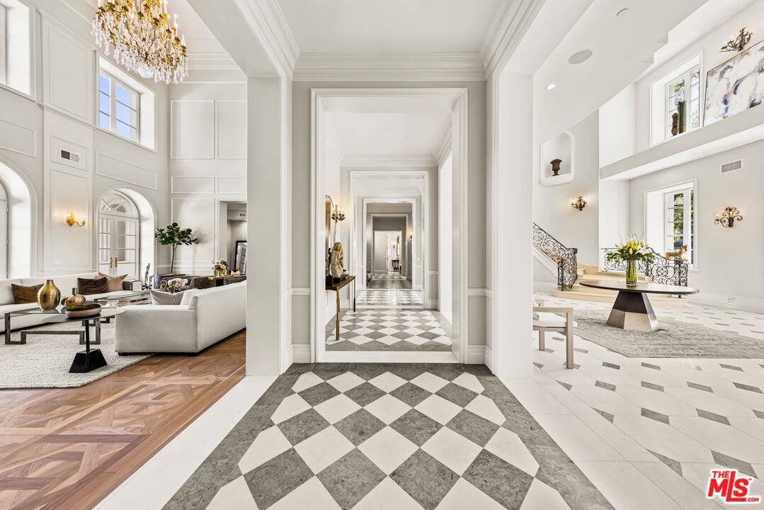 Grandeur Oasis