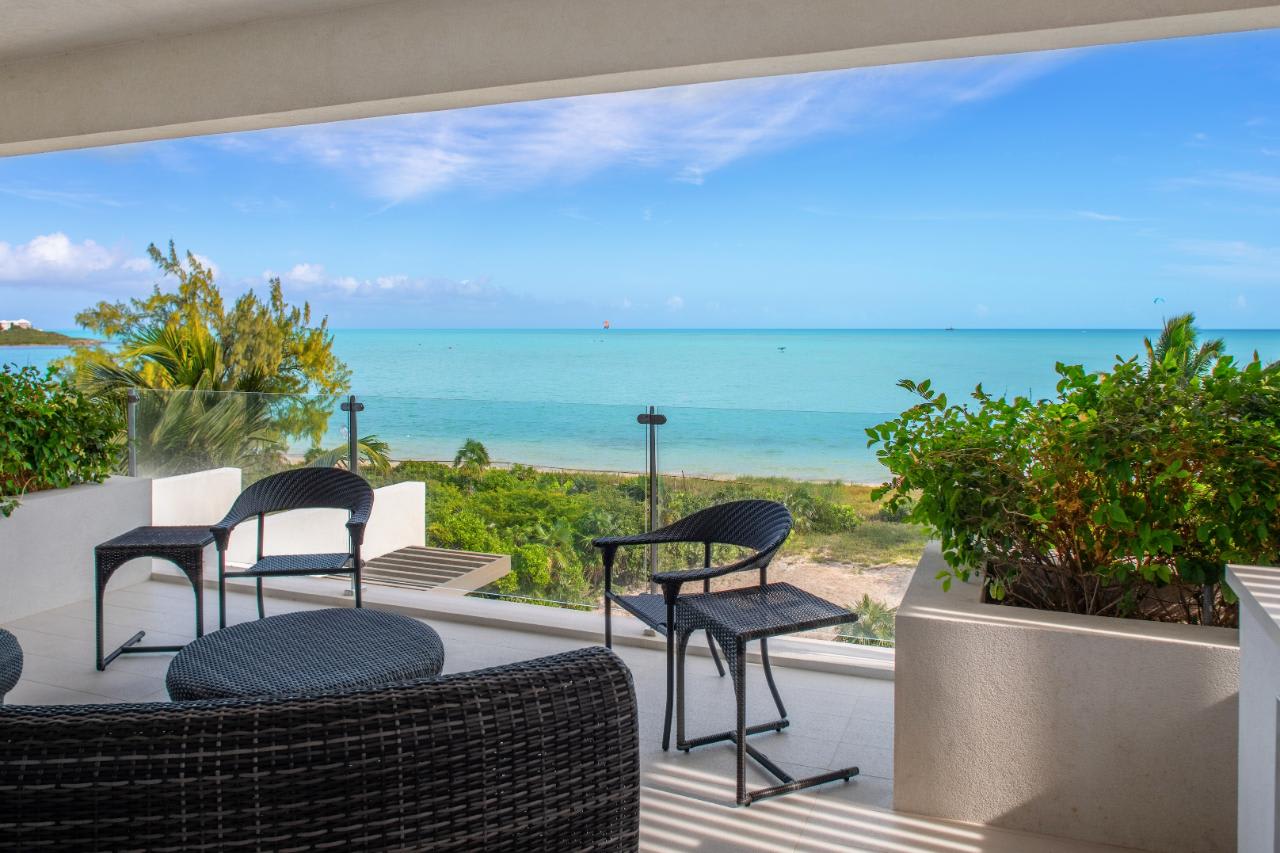 Blue Lagoon Villa II-Long Bay