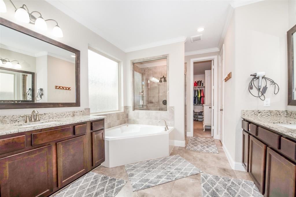 506 PEARL VIEW LANE