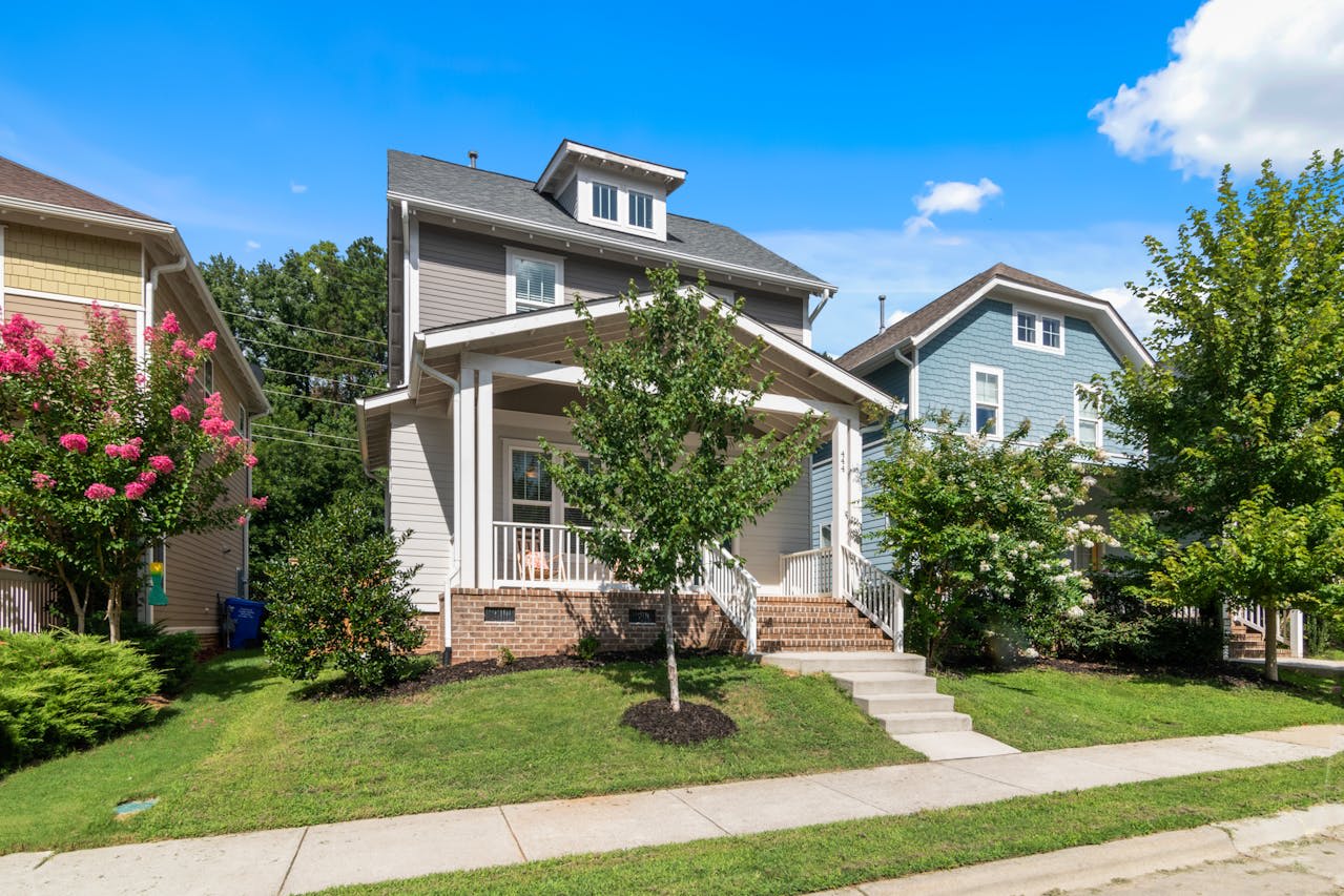 The Benefits of Using a Magnolia Real Estate Agent When Buying a Home