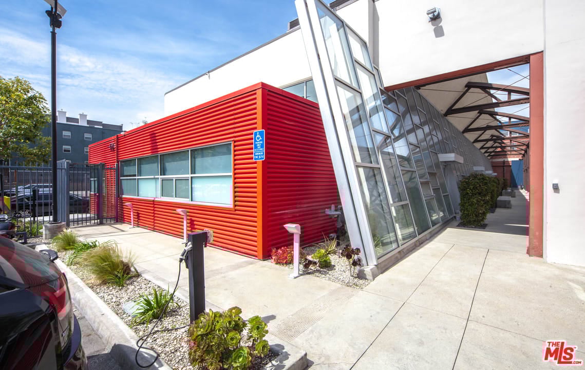 120 S Hewitt St, # 14