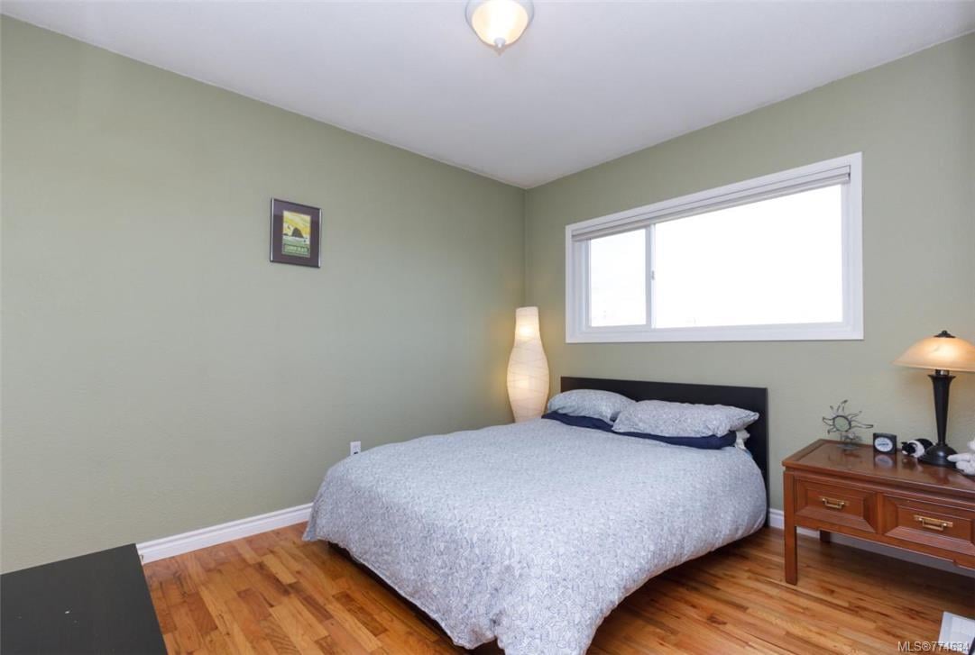 733 Porter Rd