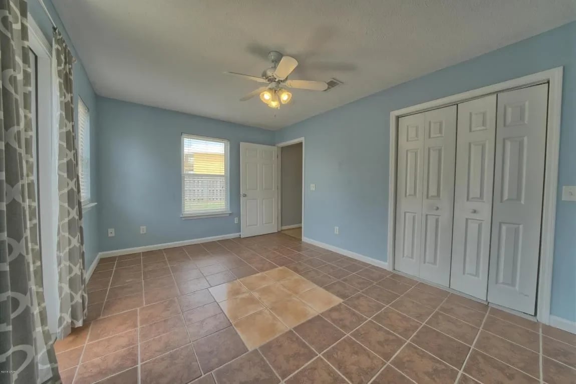 3917 OCEAN VIEW Drive