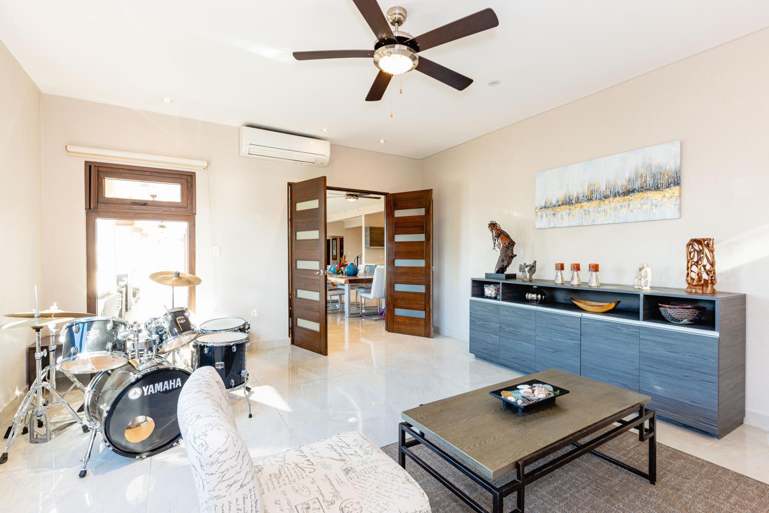 Luxury 6 BR Villa in Flamingo, Incredible Views | Starting At $1,350.00 Daily