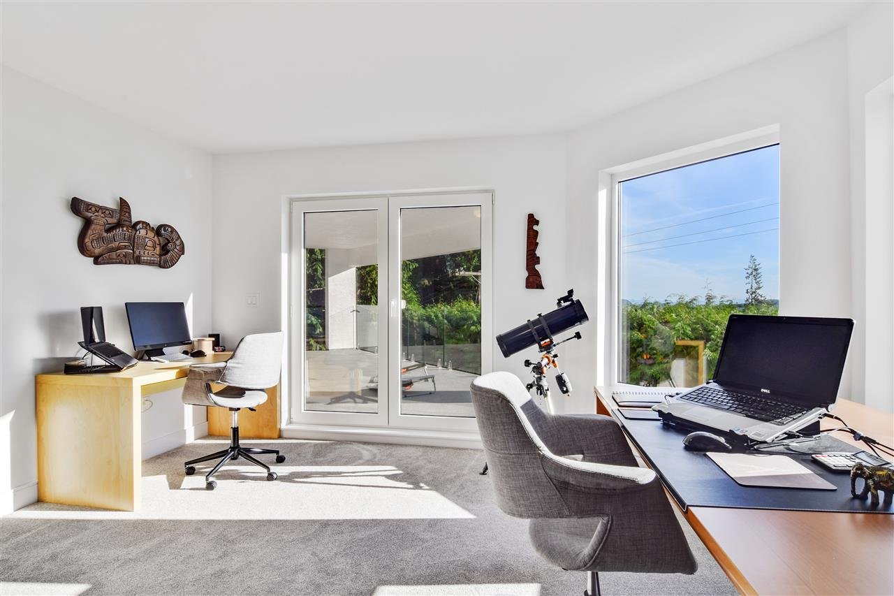 233 Bayview Rd