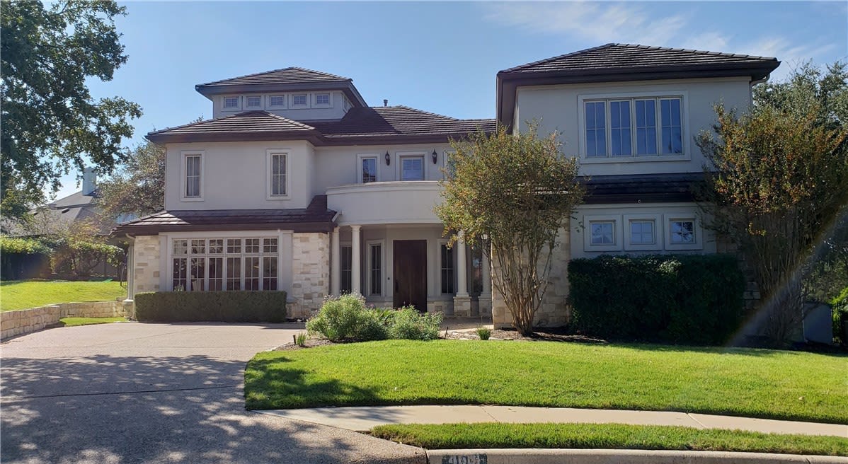 4601 W Rim Cv