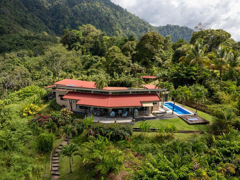 Outstanding 4 Bedroom Ocean View Home