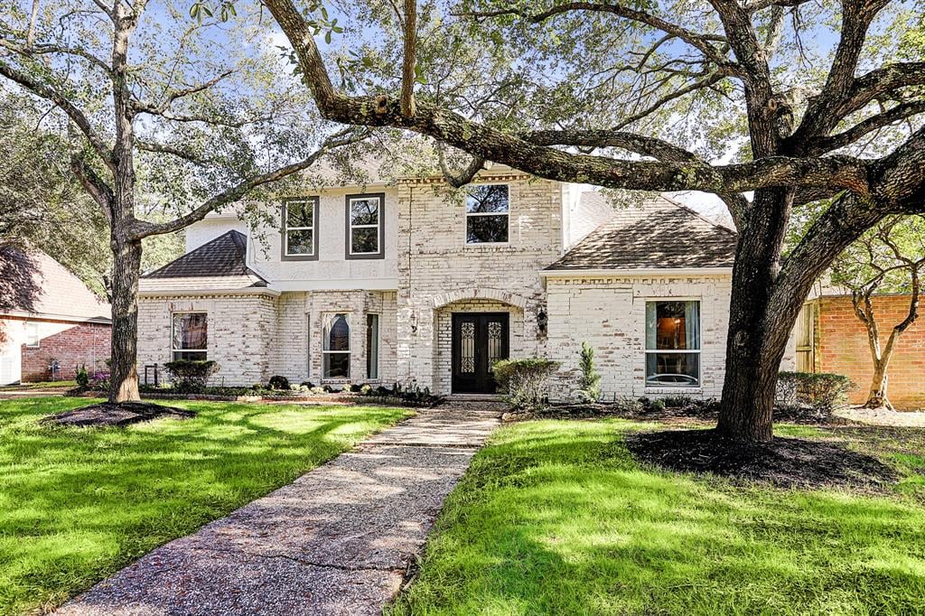 843 Ivy Wall Dr