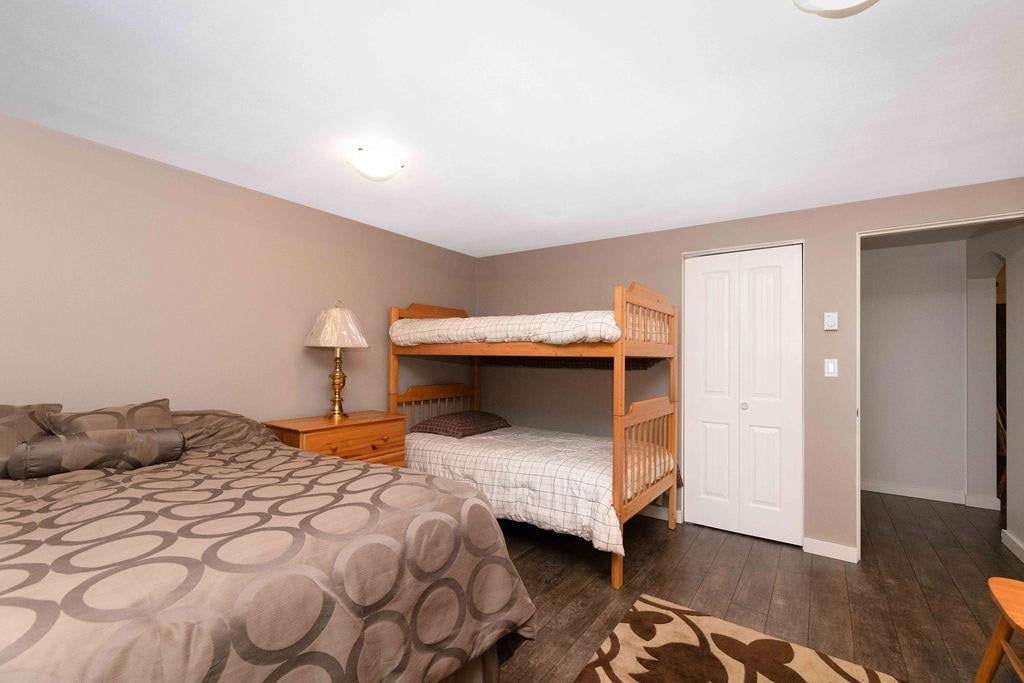 12815 Sunshine Coast Hwy