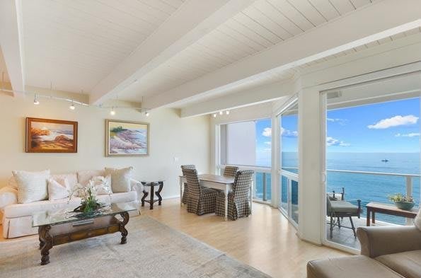 11876 Beach Club Way