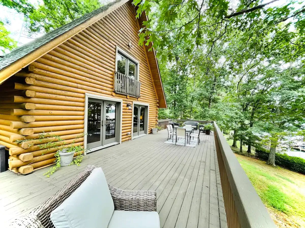 Lakefront Cabin - Lookout Lodge - on Lake Norman