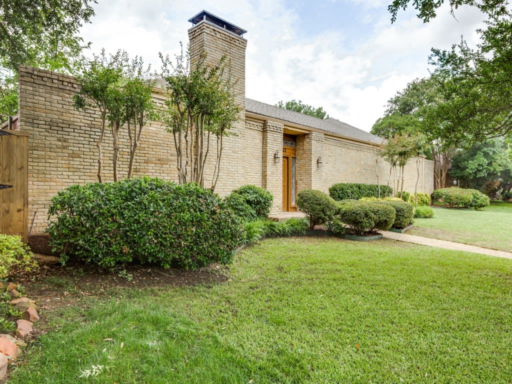 16823 Mossy Oak Dr
