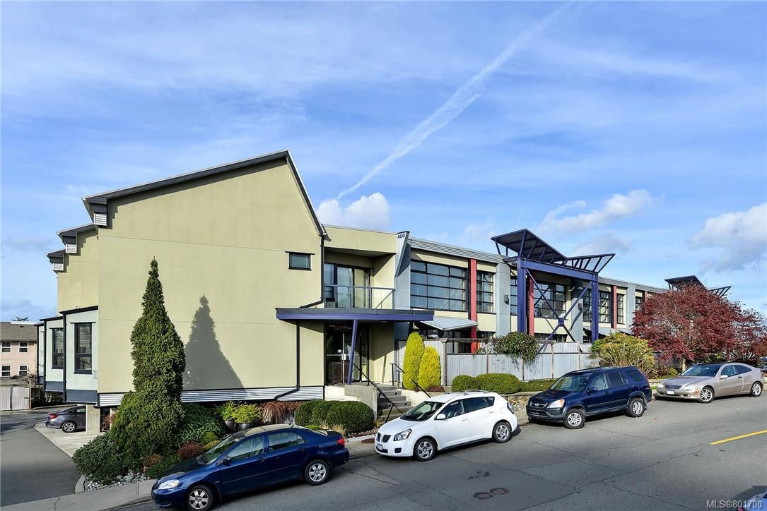 210-400 Sitkum Rd