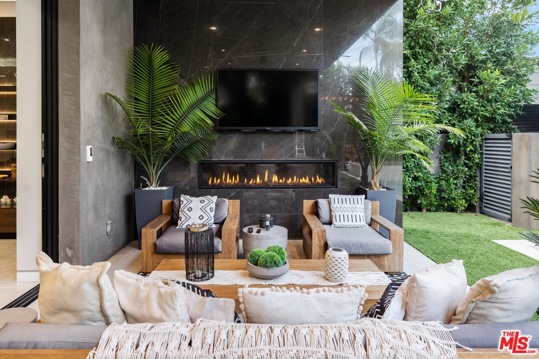 Oasis Retreat
