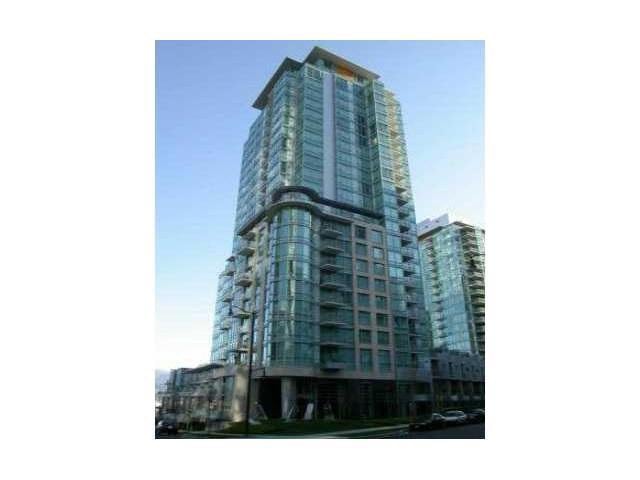 1003-590 Nicola St