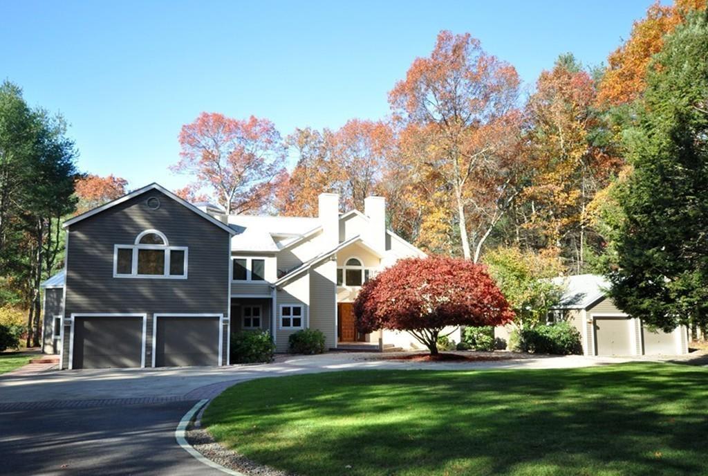 326 Caterina Heights