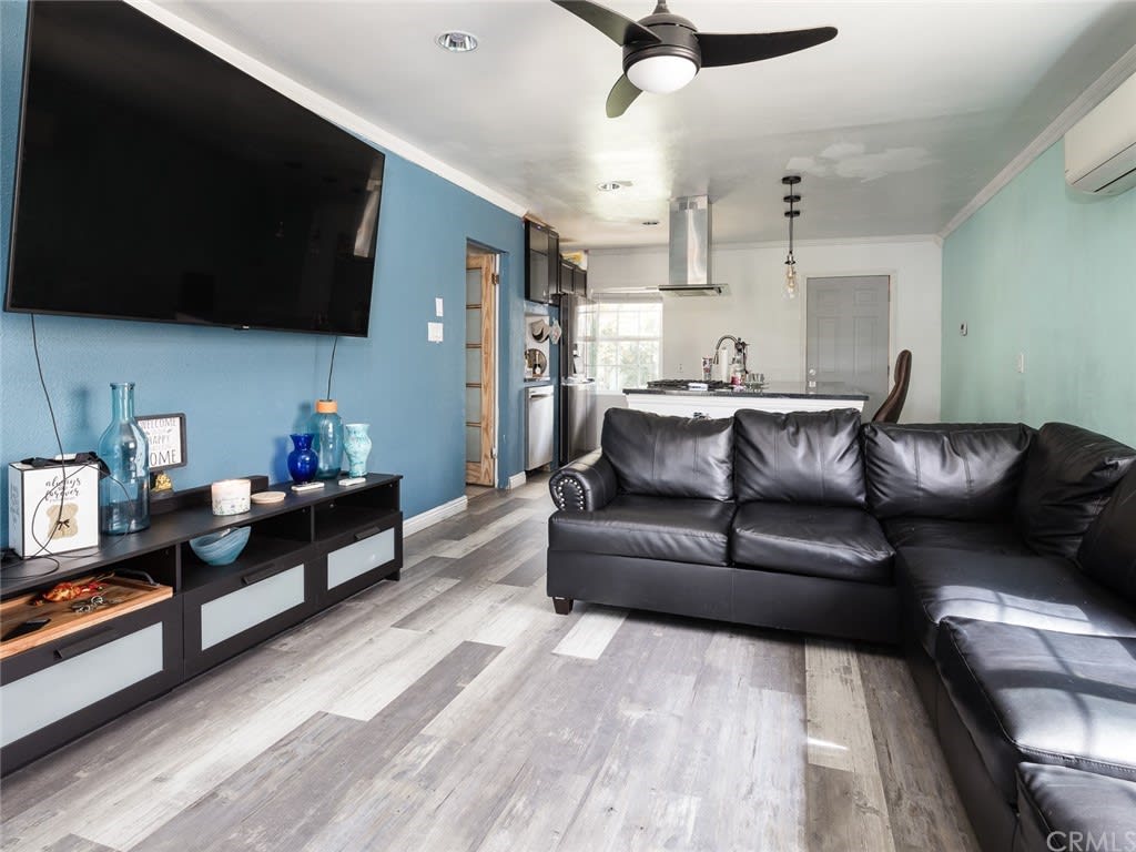 3717 W 116th Street