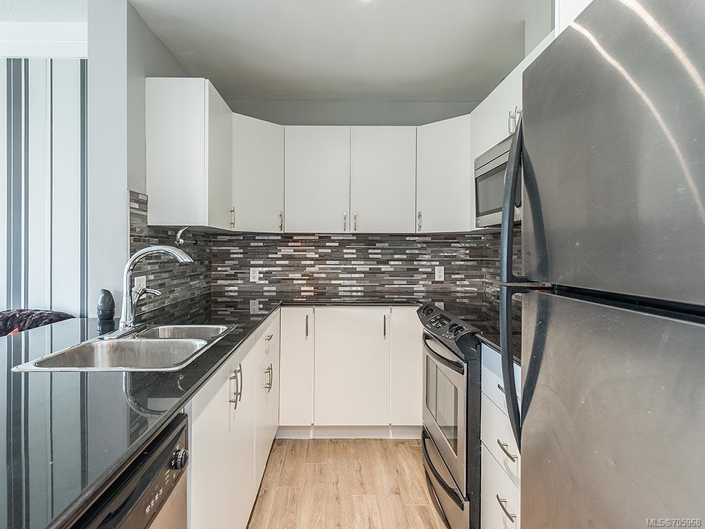 207-845 Yates St, Victoria