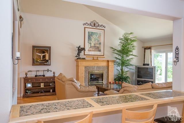 1561 Shadowglen Court