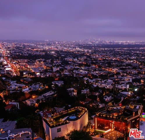 Hollywood Blvd