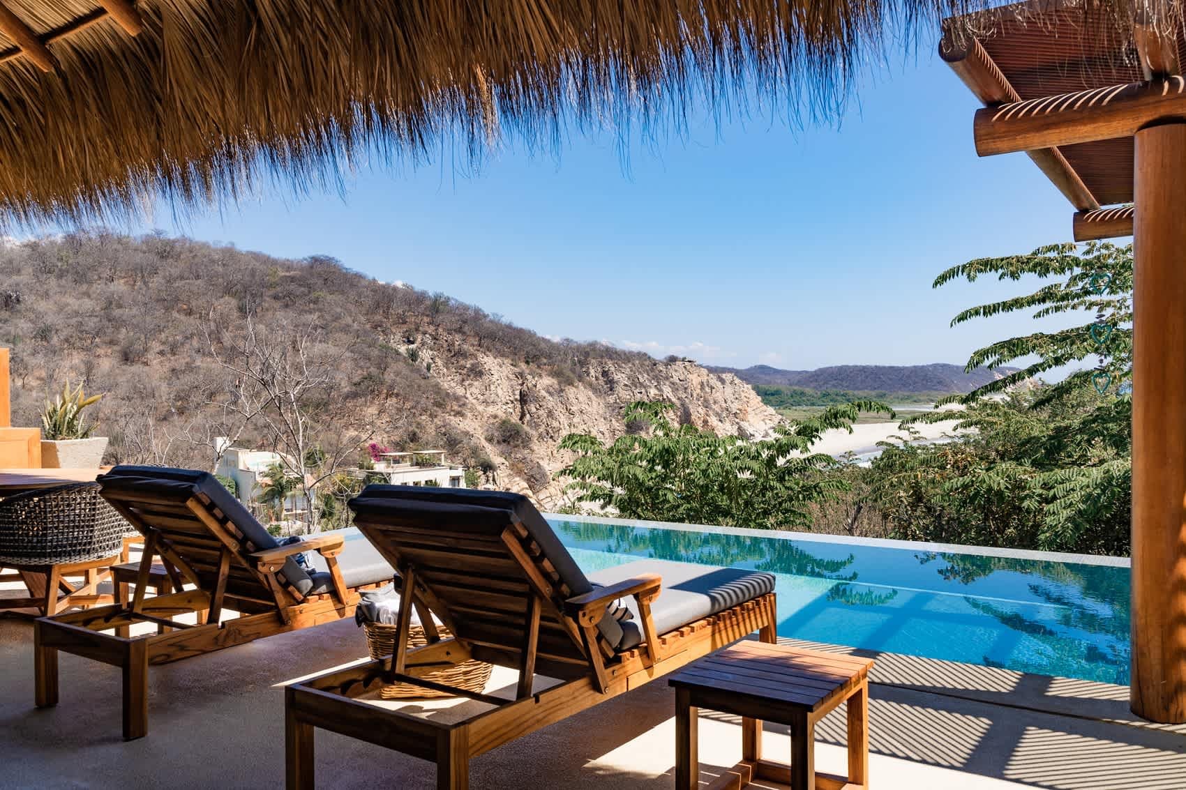 6 bedroom, Single Family Homes, Villa Sagrario, Montecito Beach Village