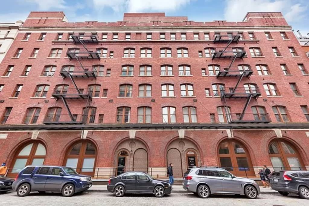 Pre-War Condo Loft in TriBeCa