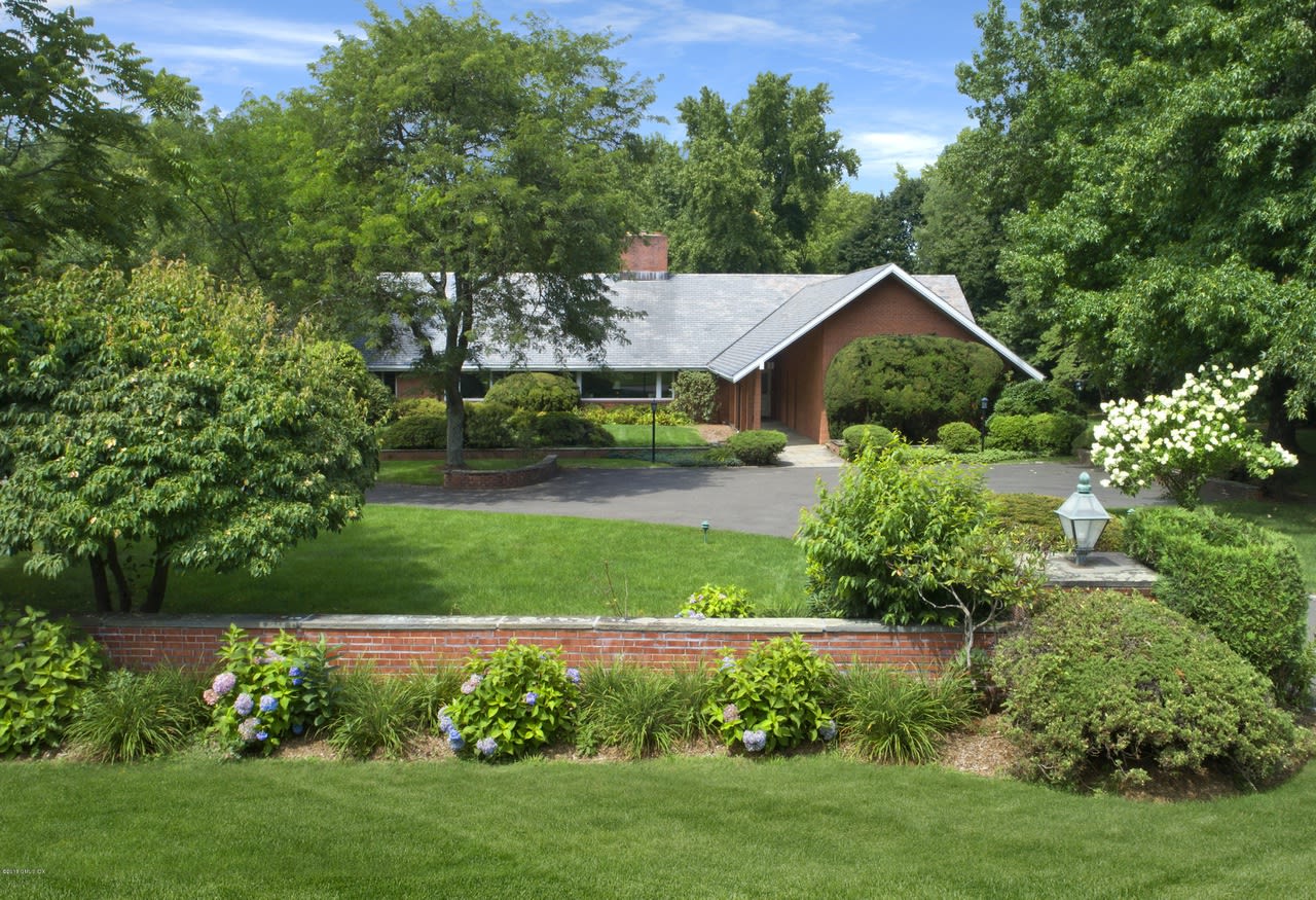 7 Dempsey Ln