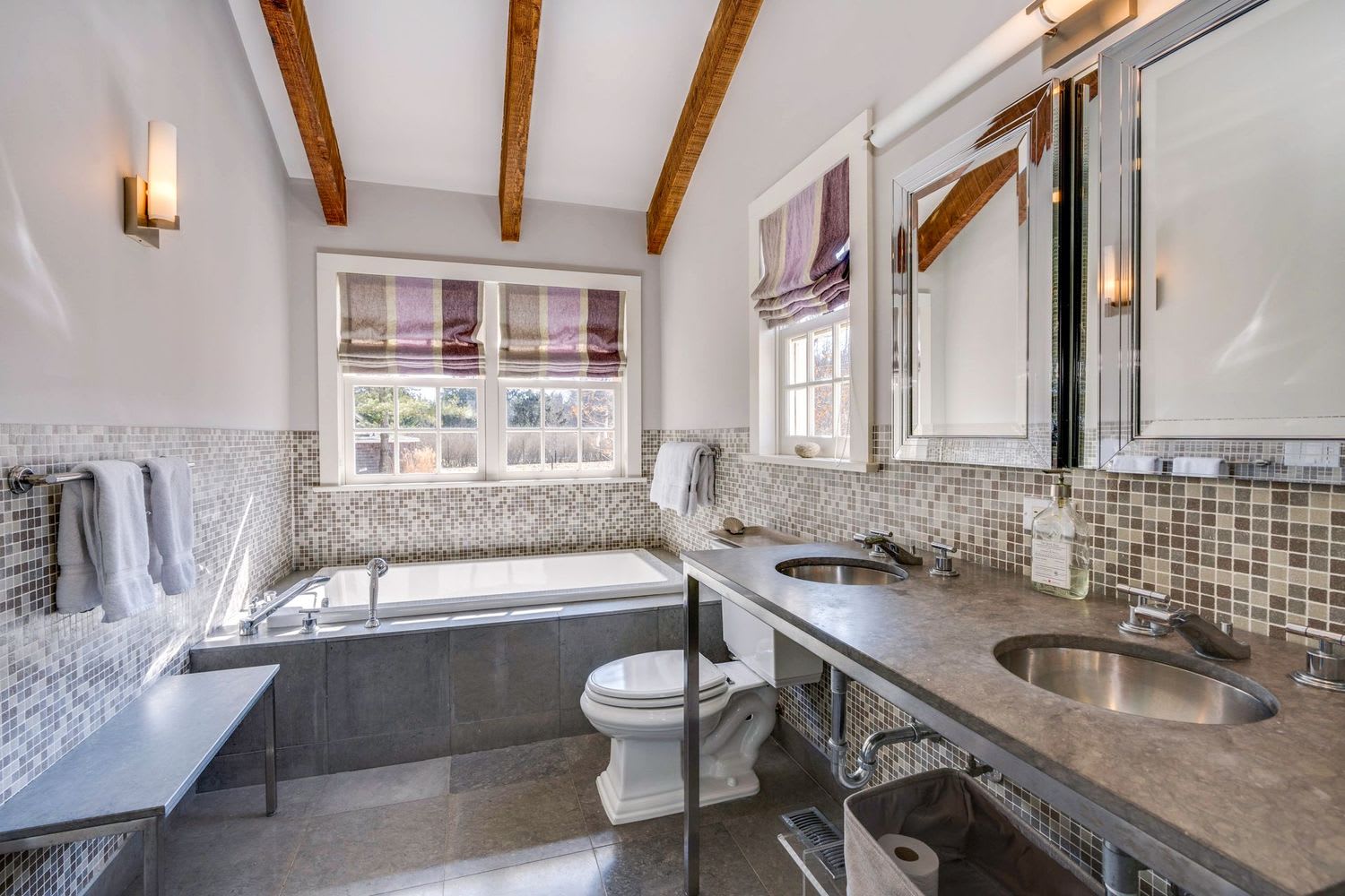Upscale, Updated Sag Harbor Farmhouse in Waterfront Neighborhood