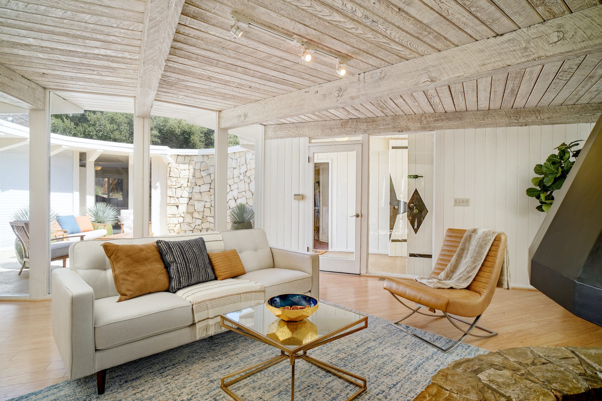Carmel Valley Escape - 95 Ford Road