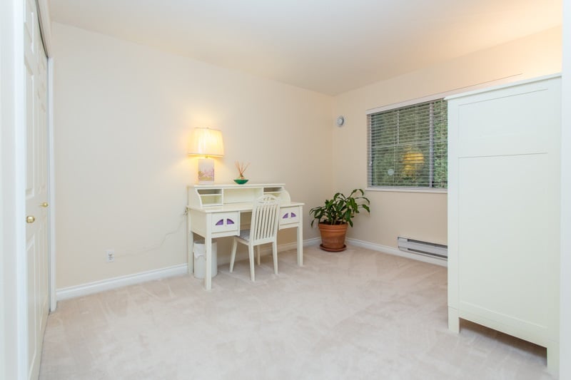 2-2979 Panorama Dr