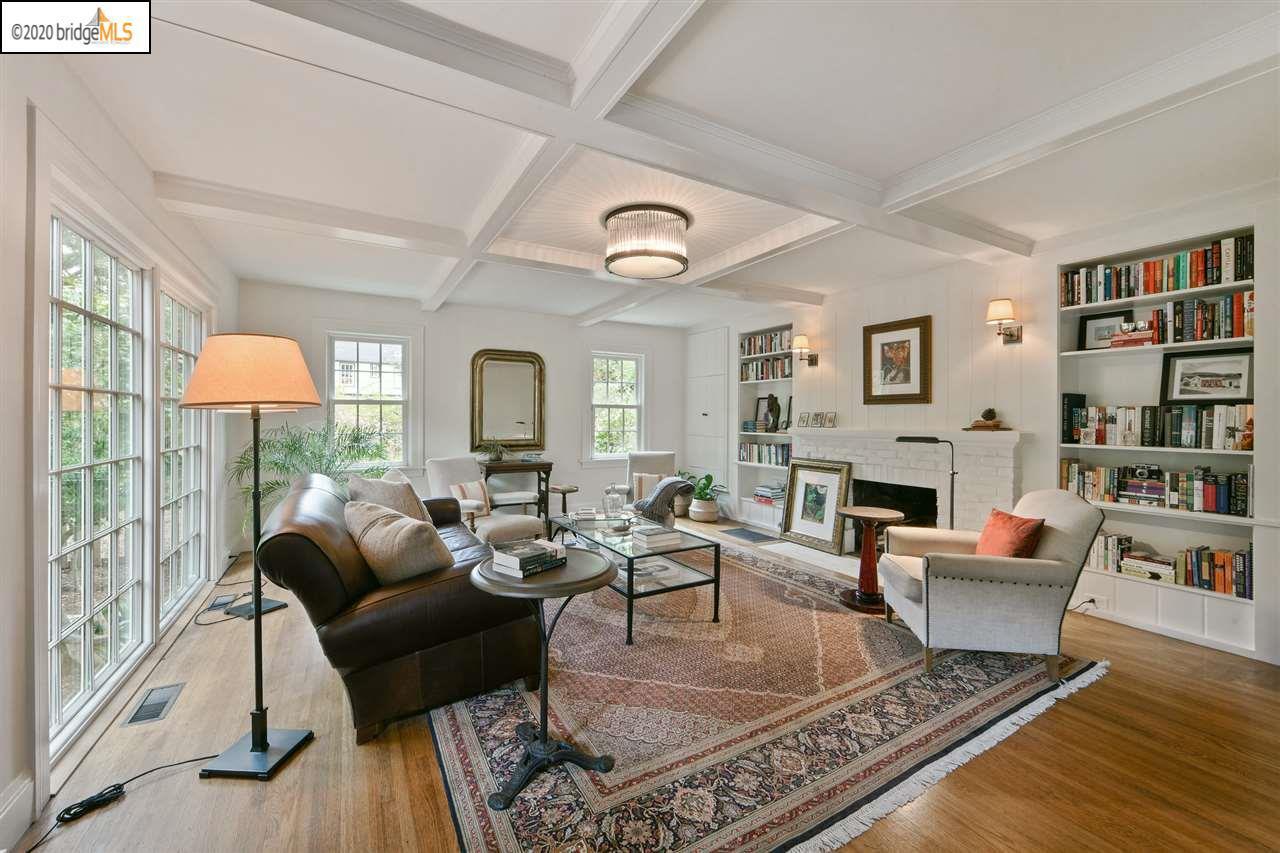 1470 Fernwood Dr