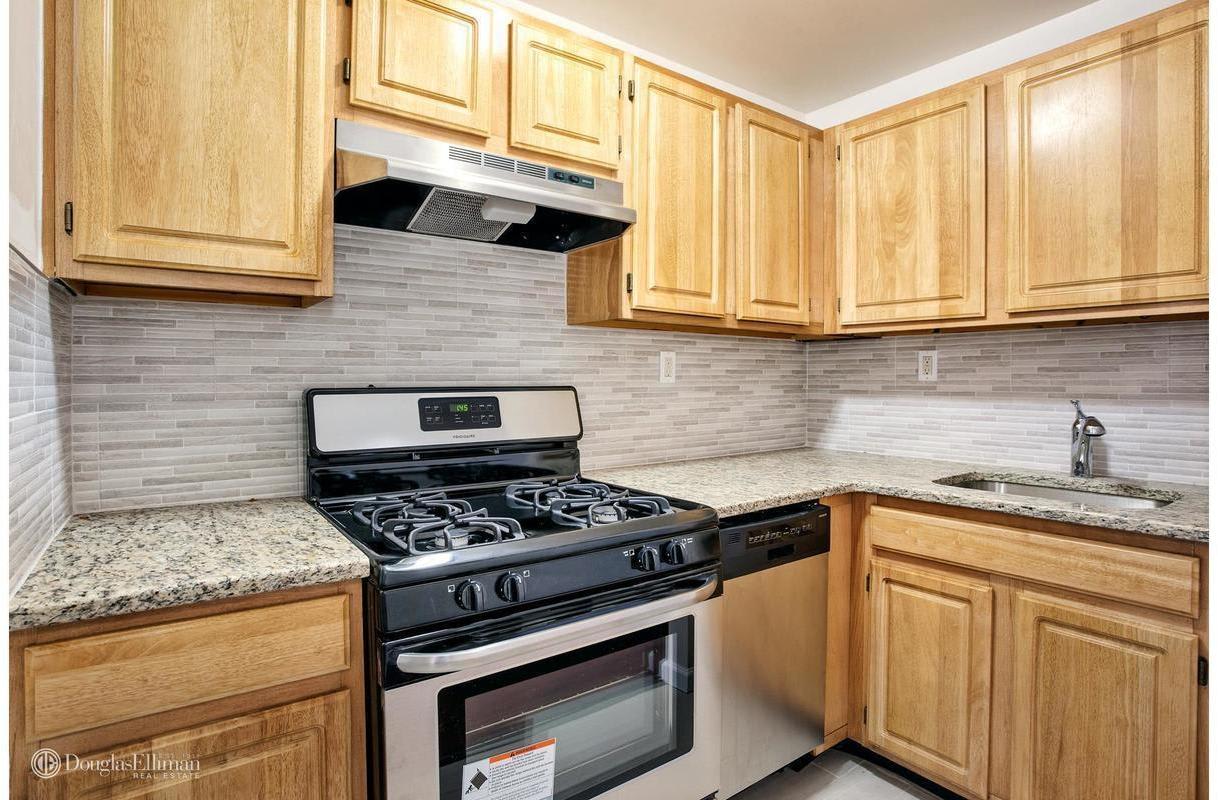147 W 126th St, #3