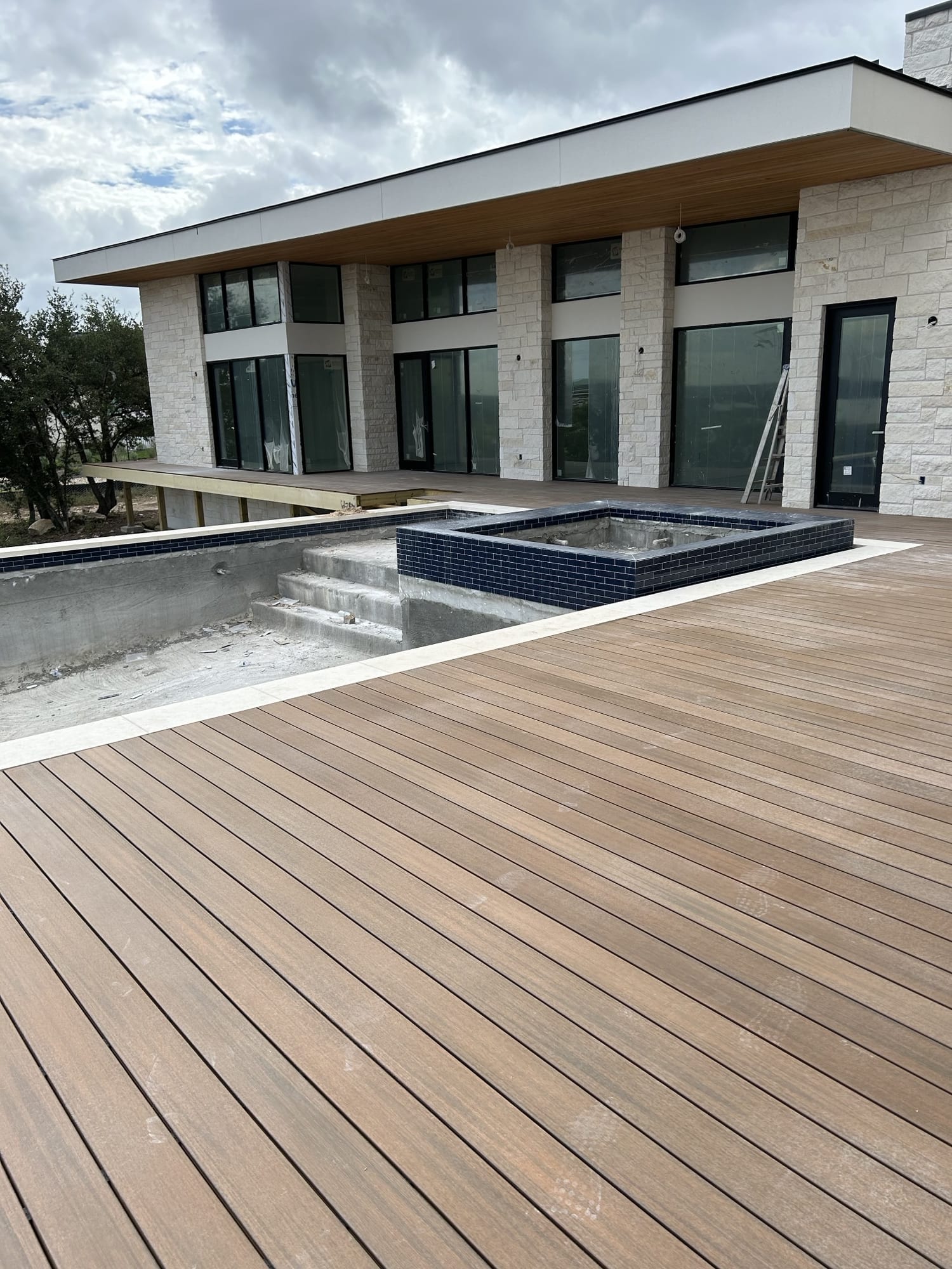 585 Vendemmia Bend, Lakeway, TX 78738