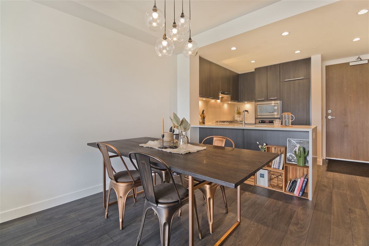 501-6633 Cambie St