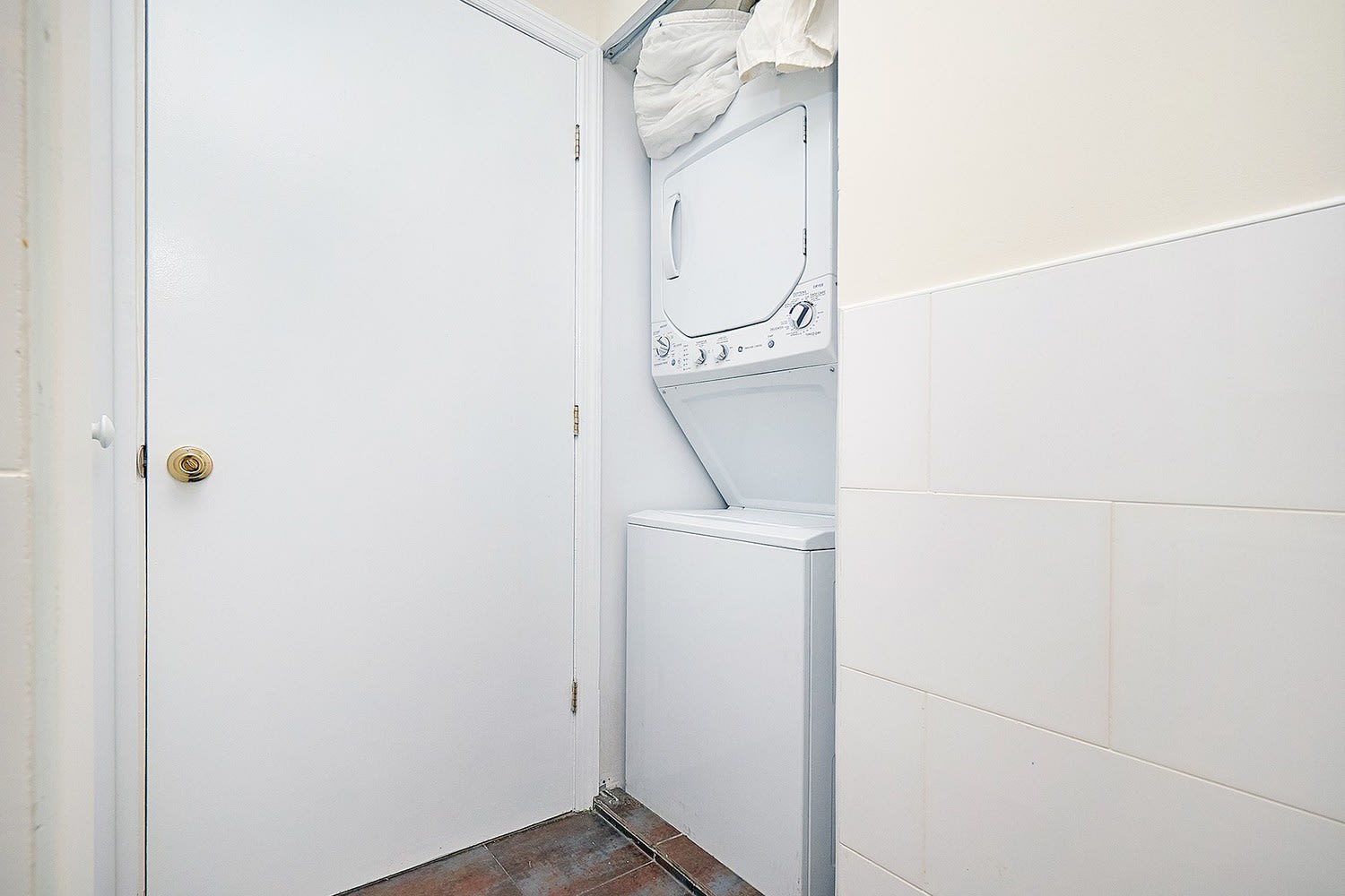 212 Front St, Unit 3