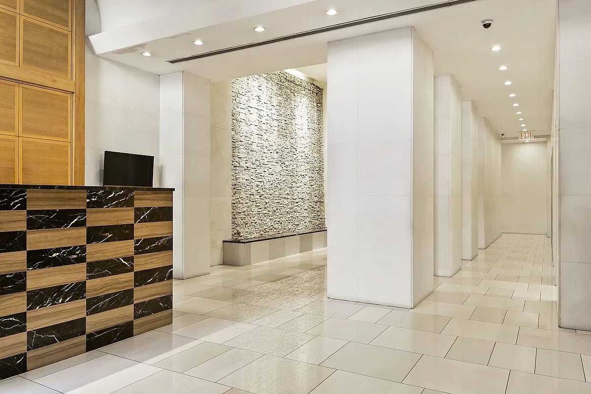 52 East End Ave, #5B