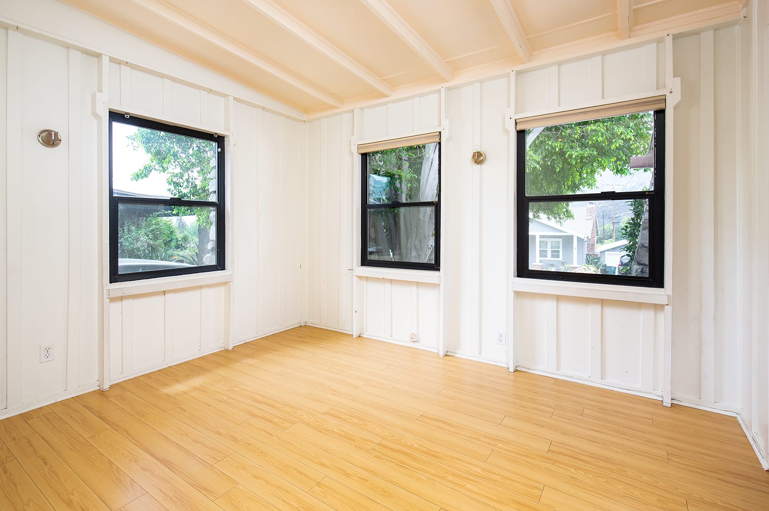 3751 4th Ave.