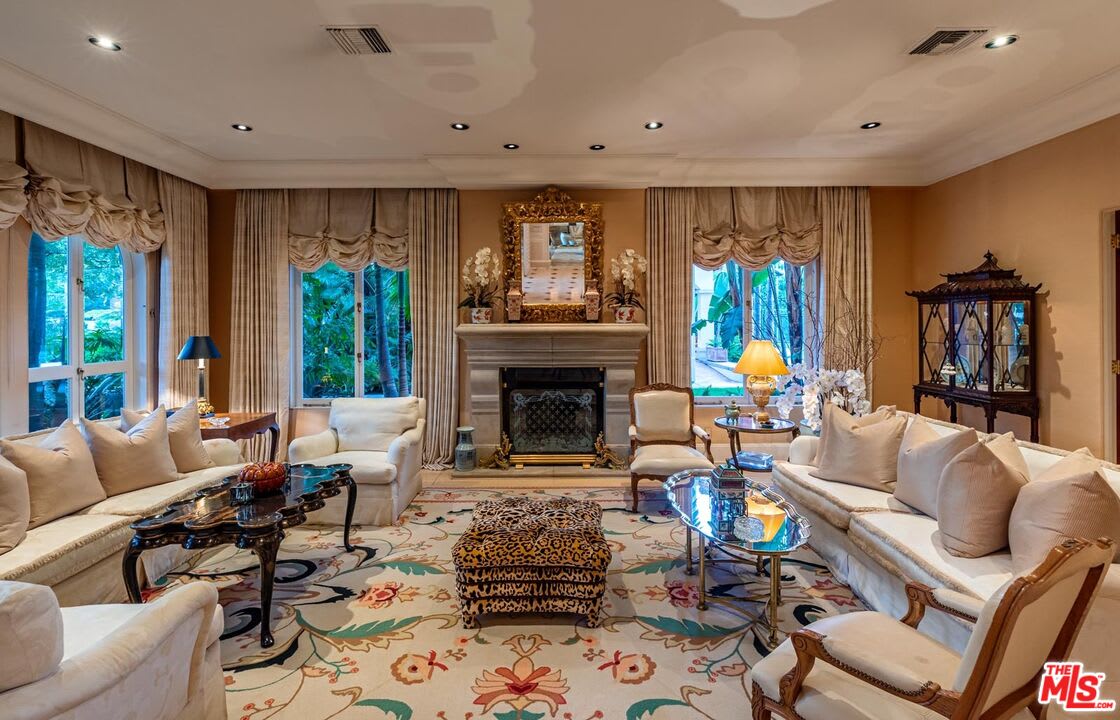 Villa Infinity