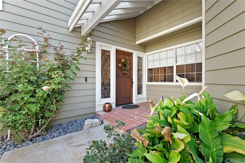 406 Shea Lane