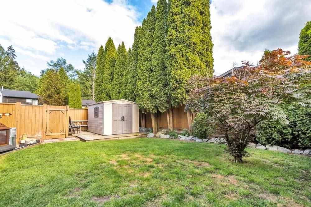 1158 Esperanza Dr