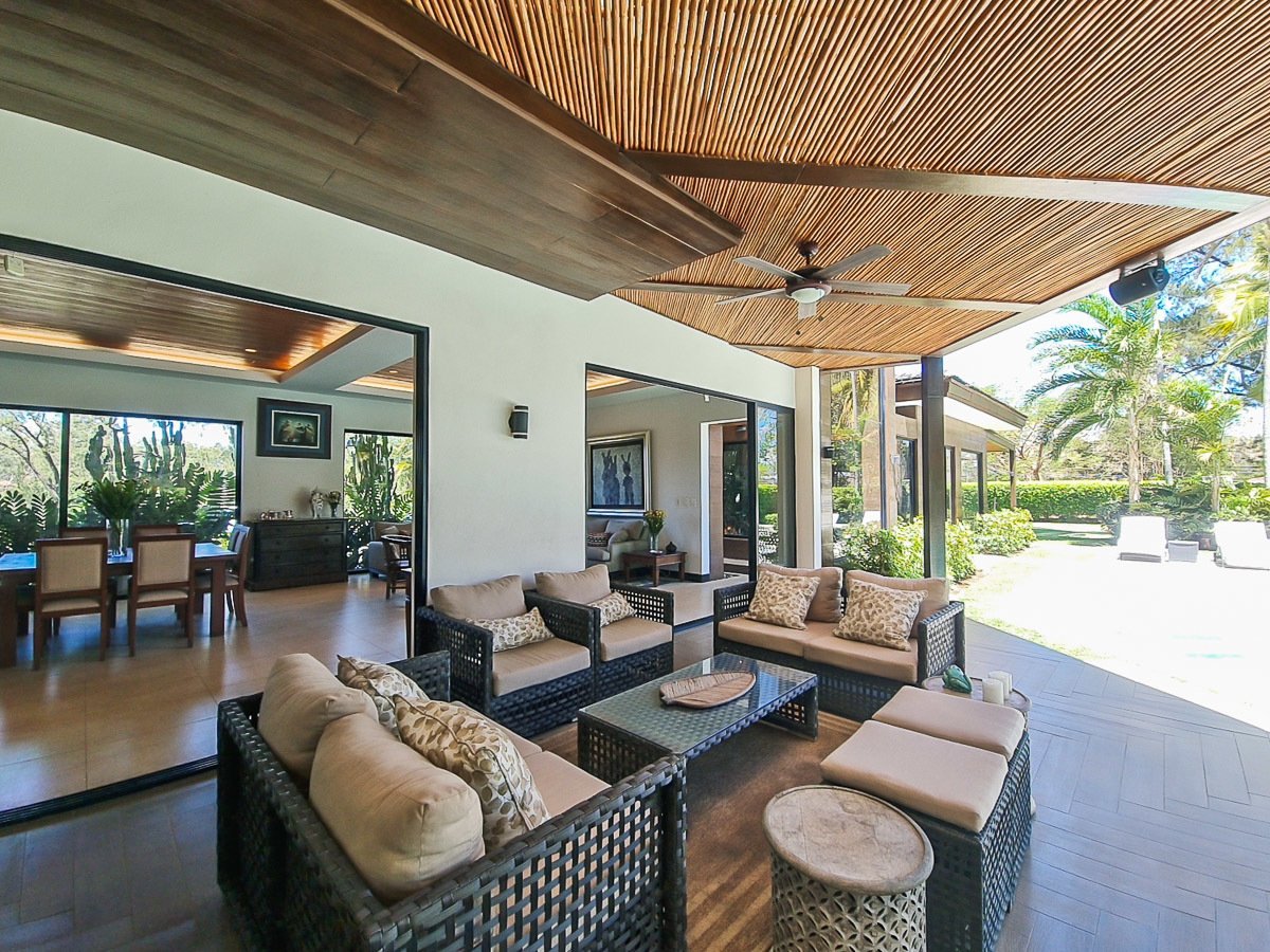 Contemporary Golf Course Villa, Guacima, Alajuela
