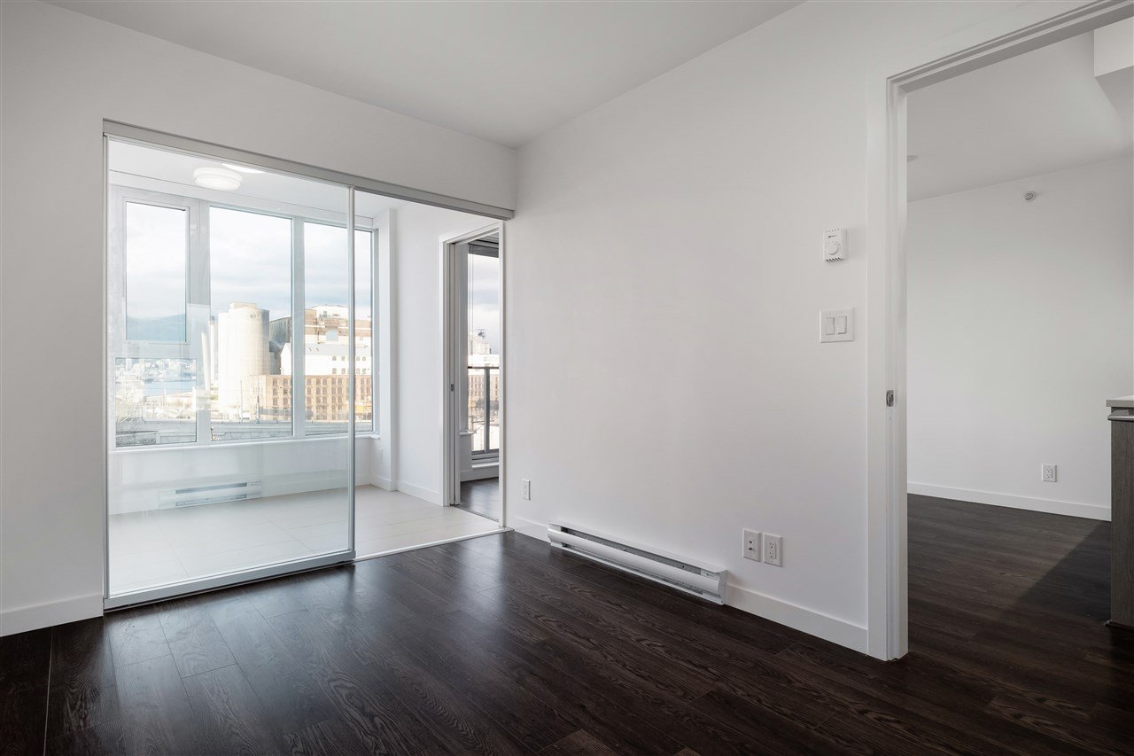 356-955 E Hastings St