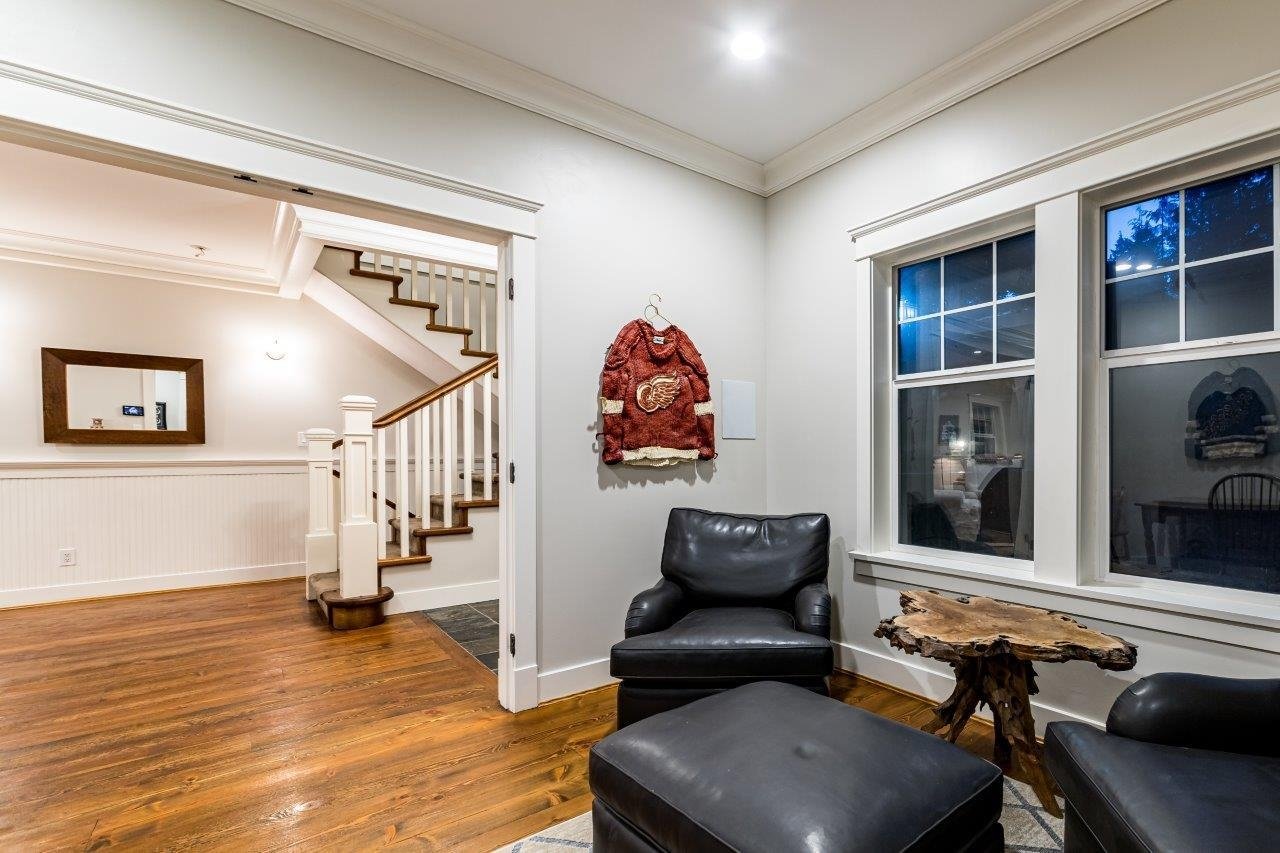 347 Salal Rd