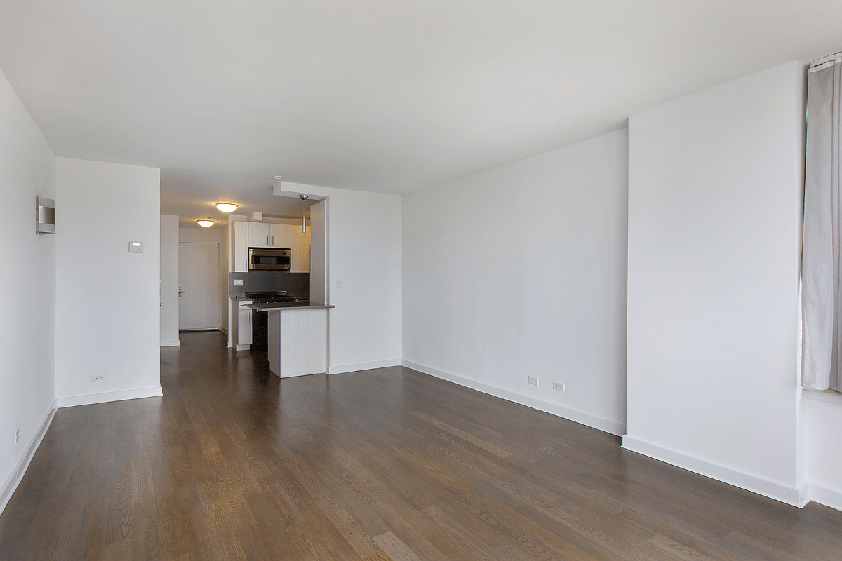 330 E 38th St #50H