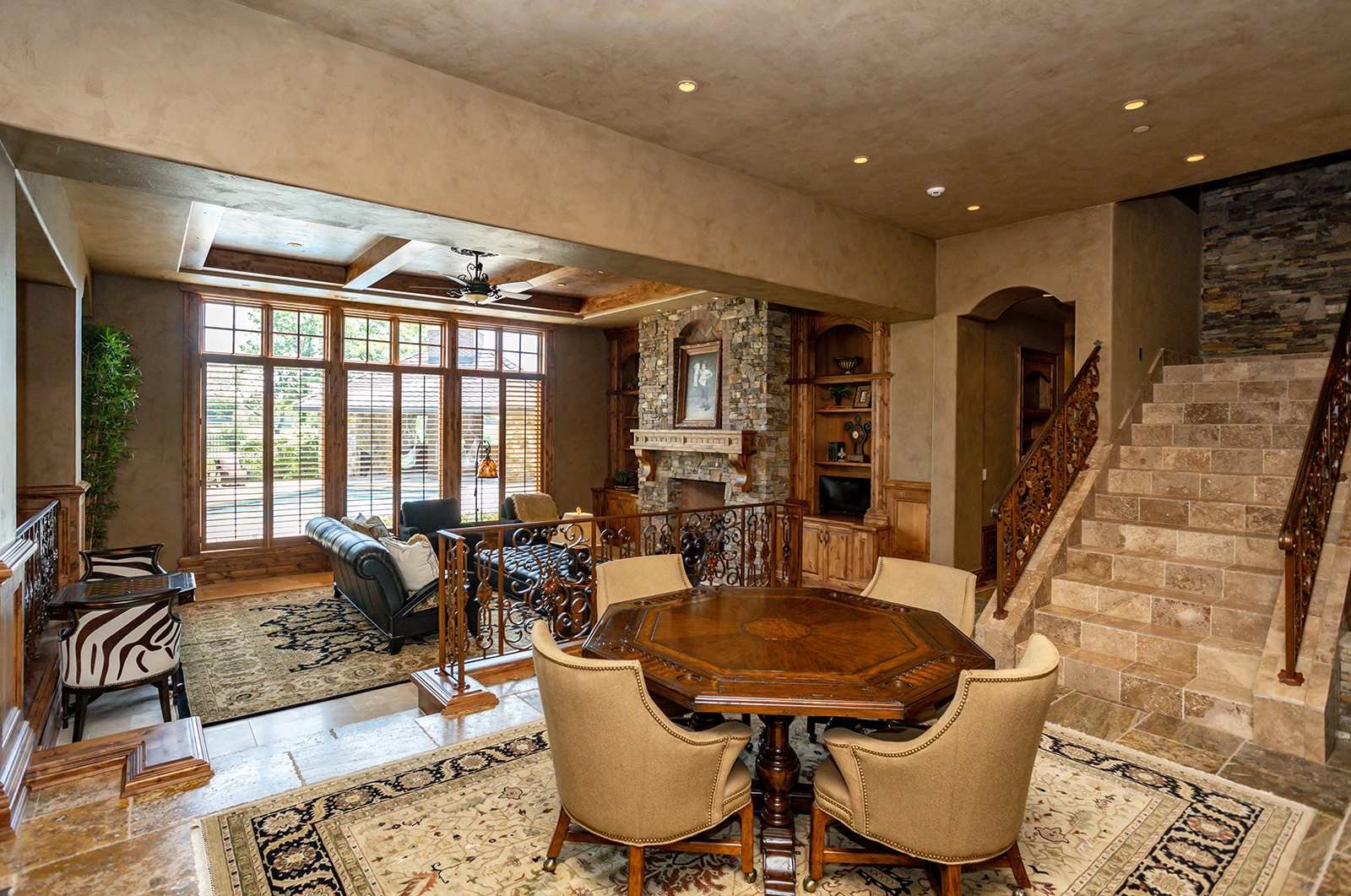 2505 NE Bellagio Court